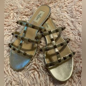Valentino Garavani Rockstud Slide Sandal